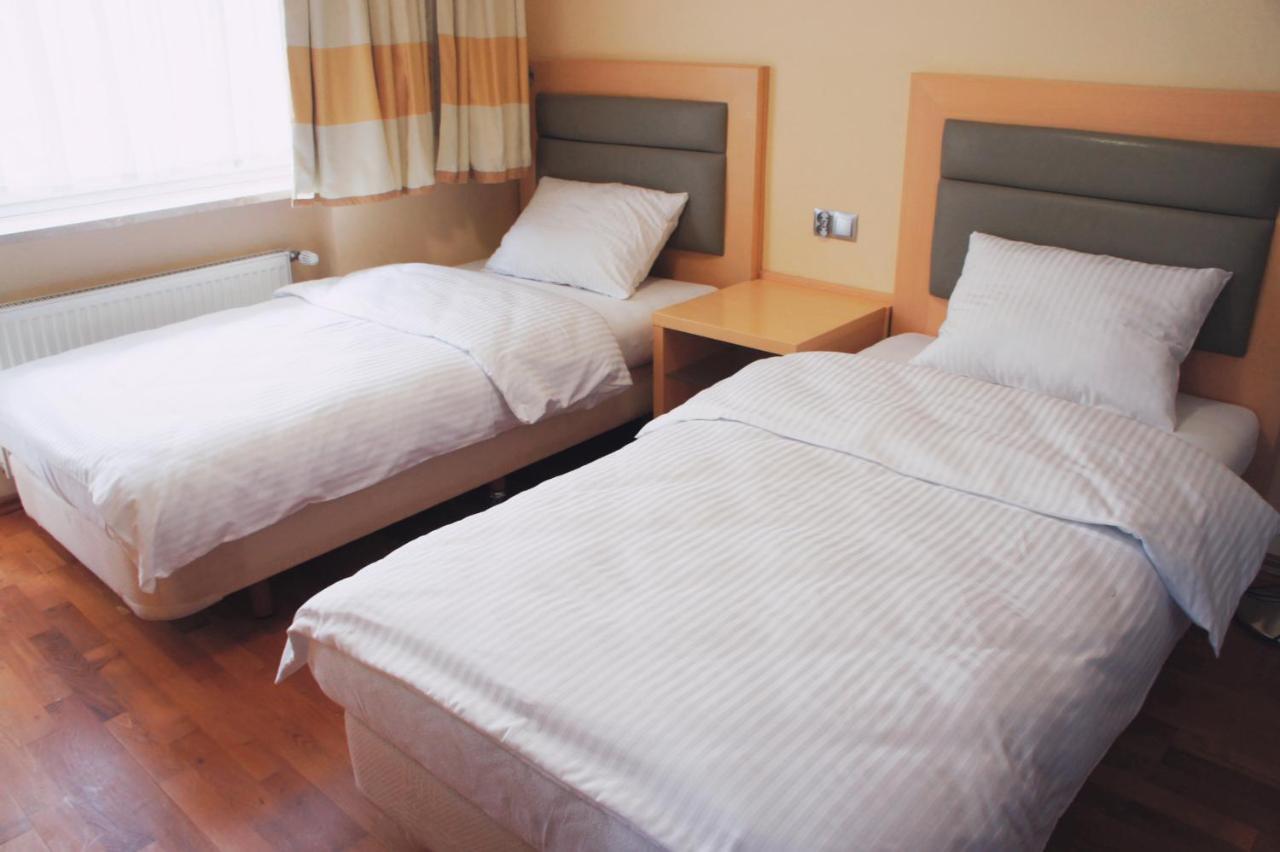 Hostel Bialy Slon Delux Gdynia Exterior foto